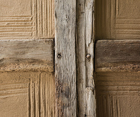 mauer mit Lehmgefach